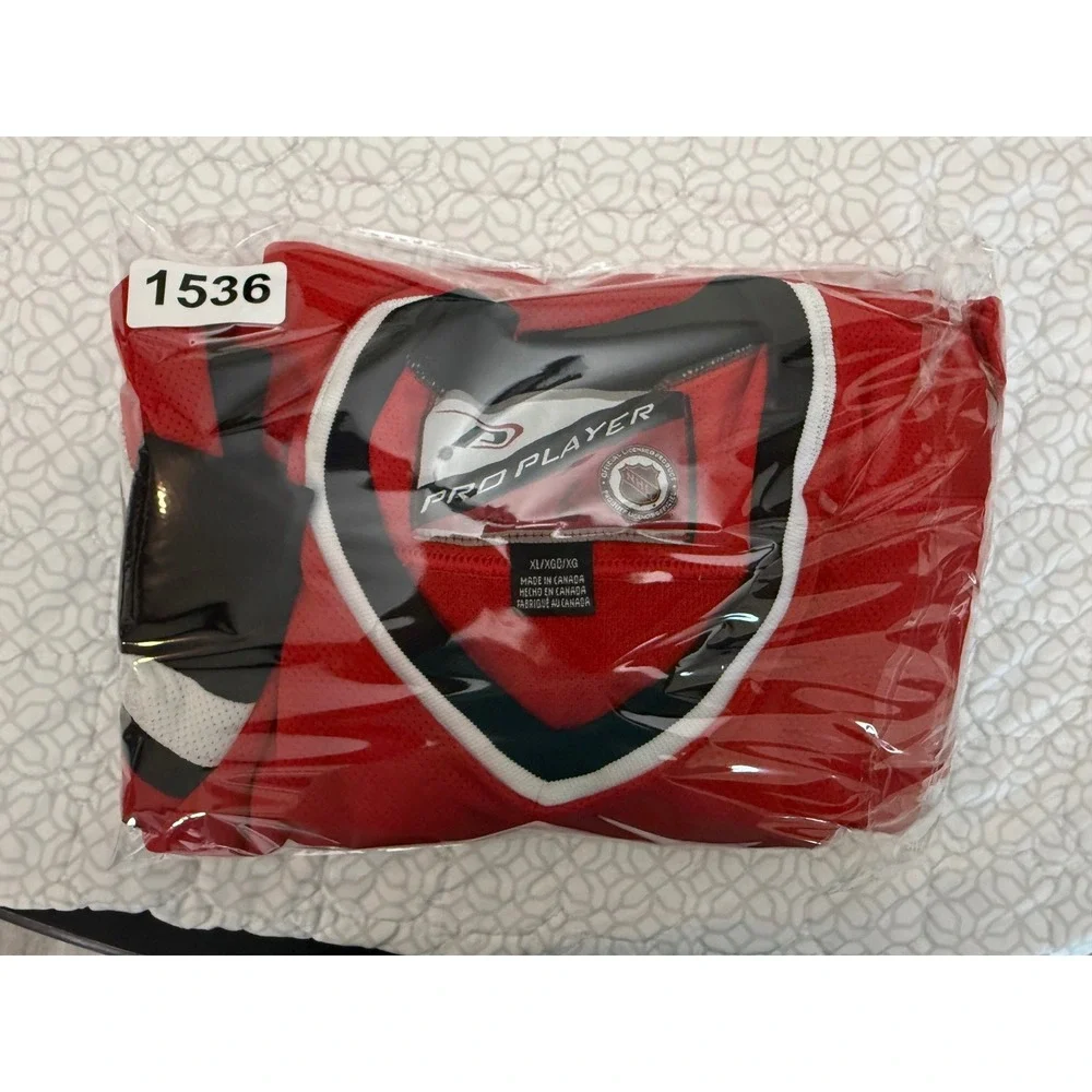 Pro Player NHL Carolina Hurricanes Hockey Jersey XL/XG Made in Canada - Picture 12 of 12
